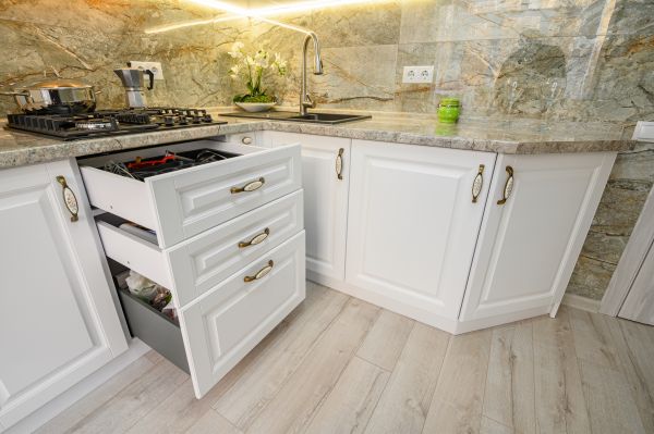 Kitchen Cabinets Refacing in Bedford