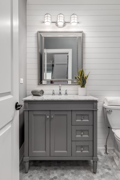 Vanity Refacing in Bedford